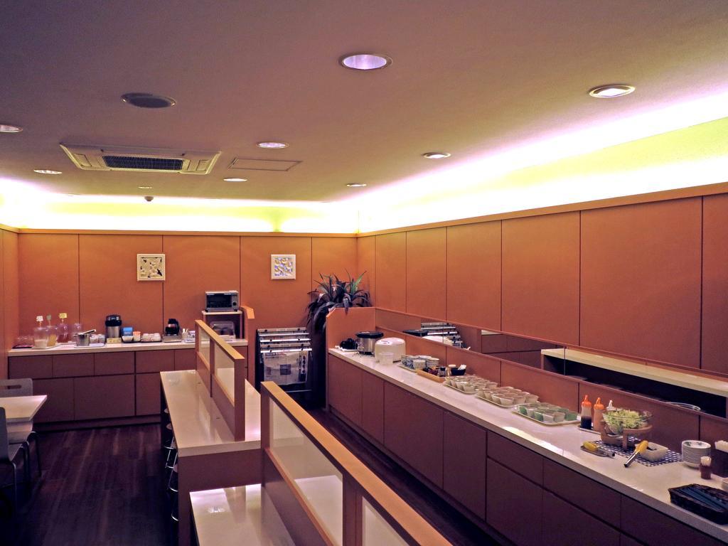 Super Hotel Ishigakijima Ishigaki  Bagian luar foto